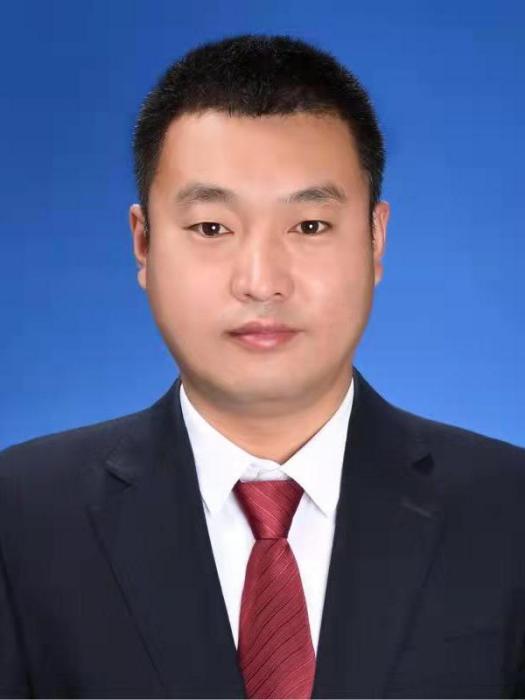 李鳳龍(黑龍江省齊齊哈爾市拜泉縣委常委、縣委辦主任) 李鳳龍(黑龍江省齊齊哈爾市拜泉縣委常委、縣委辦主任)