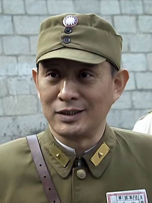 吳雄飛(軍旅電視劇《我的兄弟叫順溜》中的偽軍司令角色) 吳雄飛(軍旅電視劇《我的兄弟叫順溜》中的偽軍司令角色)