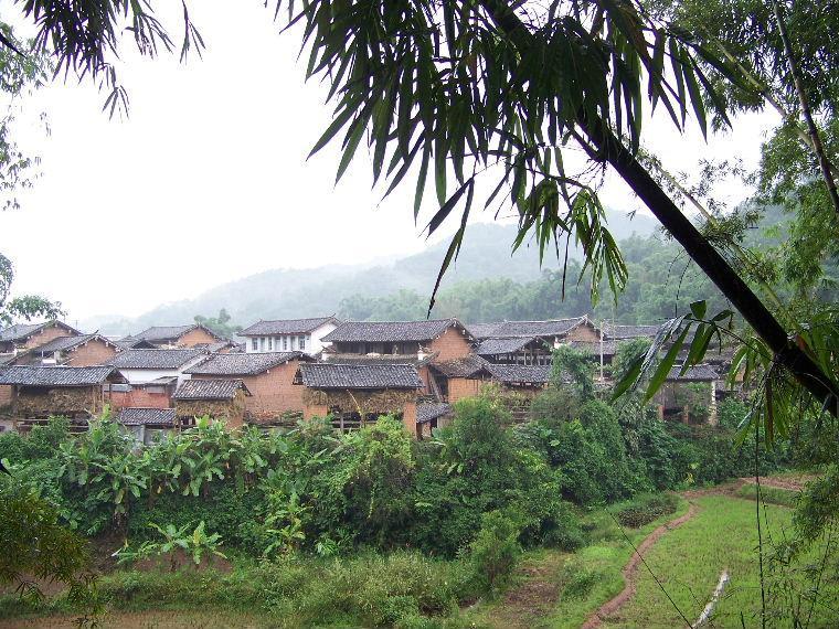 勐統村(雲南省鎮沅彝族哈尼族拉祜族自治縣下轄村) 勐統村(雲南省鎮沅彝族哈尼族拉祜族自治縣下轄村)