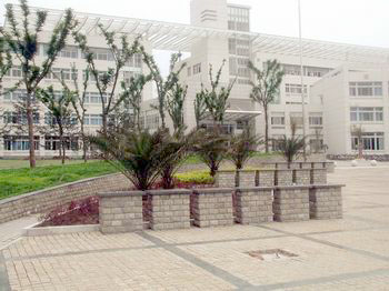 上海第二工業大學實訓大樓