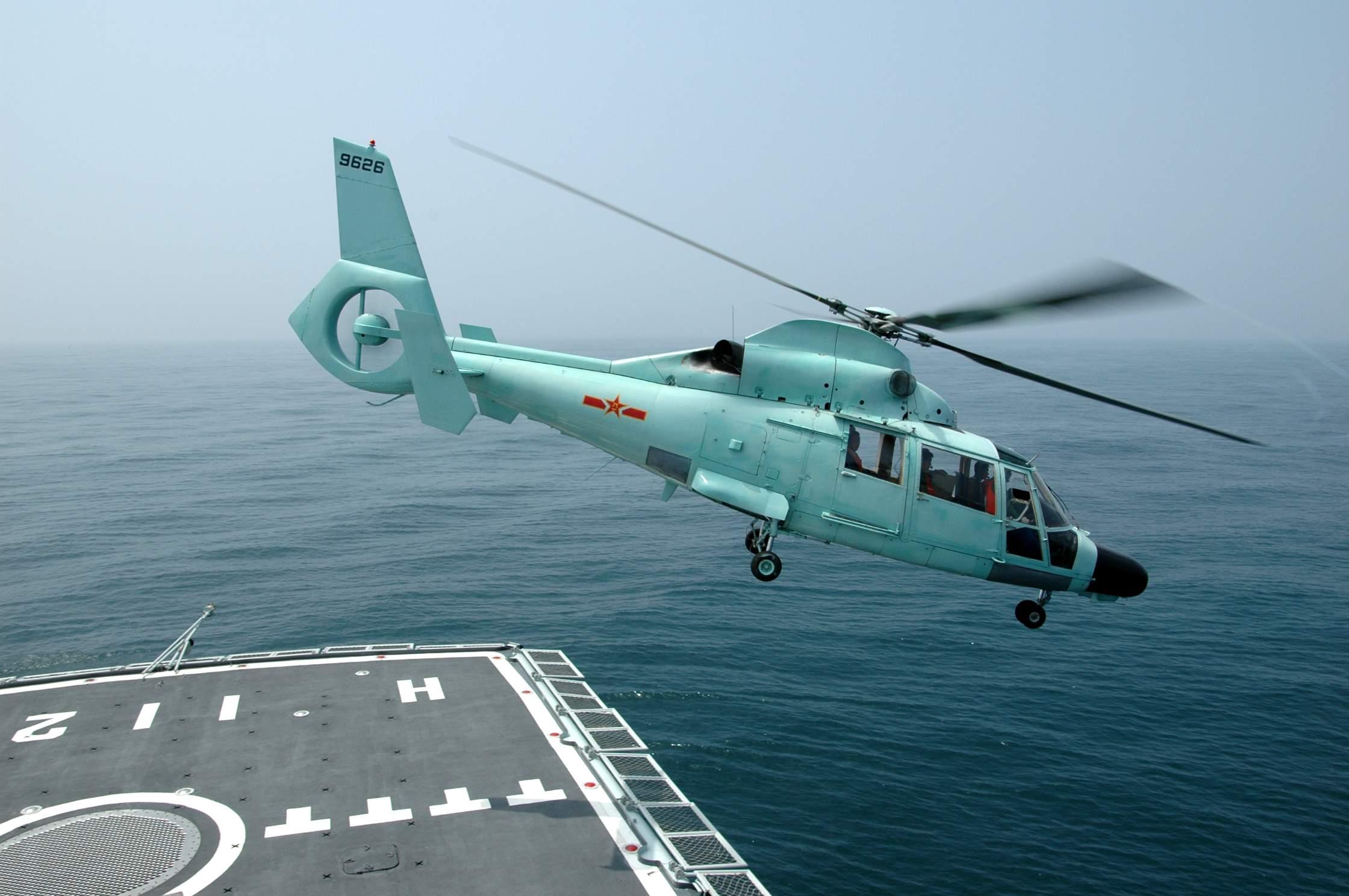 中國仿製“海豚”的直-9直升機