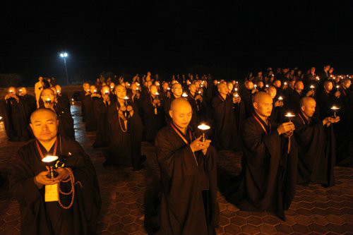 尼泊爾中華寺在藍毗尼聖園隆重舉行傳燈法會