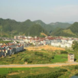 龍建村 龍建村