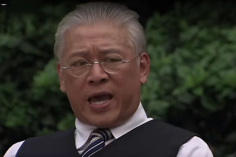 周永齡(年代勵志劇《香水佳人》中的角色) 周永齡(年代勵志劇《香水佳人》中的角色)