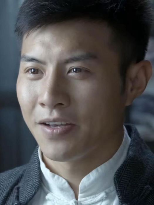 江峰(抗戰劇《手槍隊》中的角色) 江峰(抗戰劇《手槍隊》中的角色)