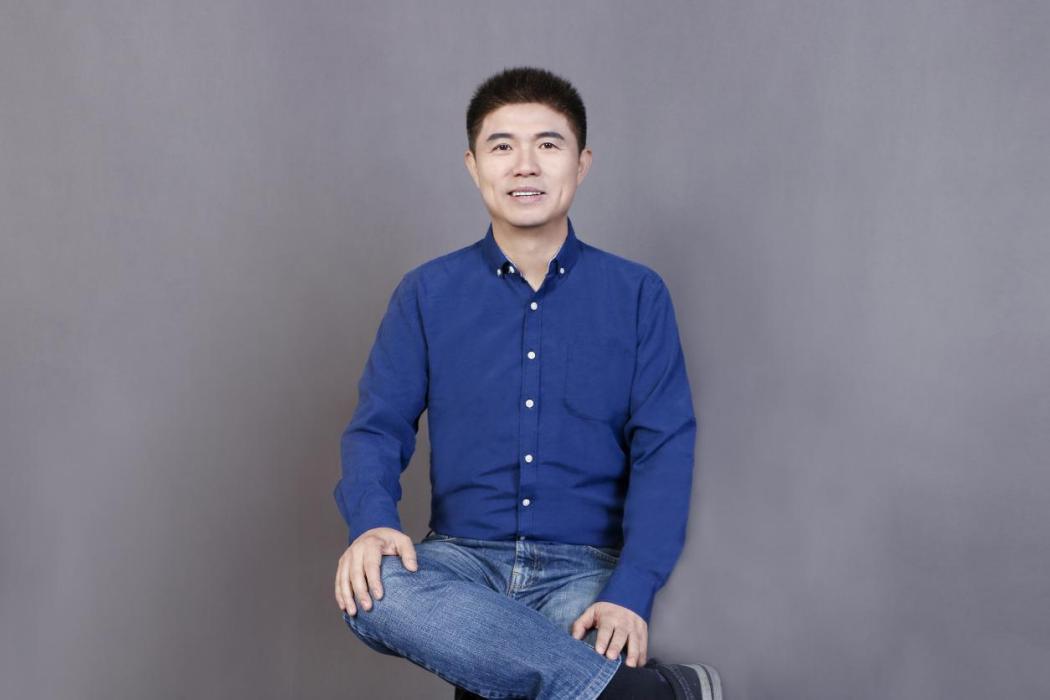 劉為民(廣問AI創始人,留美心理學博士,計算機碩士) 劉為民(廣問AI創始人,留美心理學博士,計算機碩士)