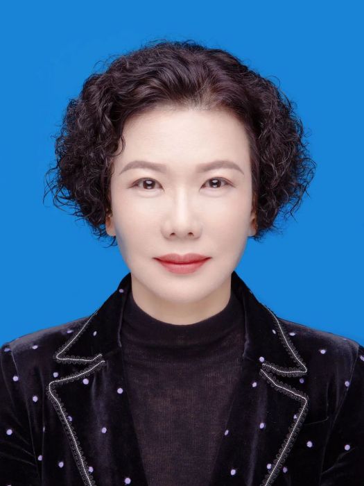 金雲女 金雲女
