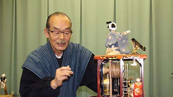 活動偶人 活動偶人