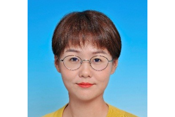 林婧(東華大學紡織學院紡織實驗中心教師)