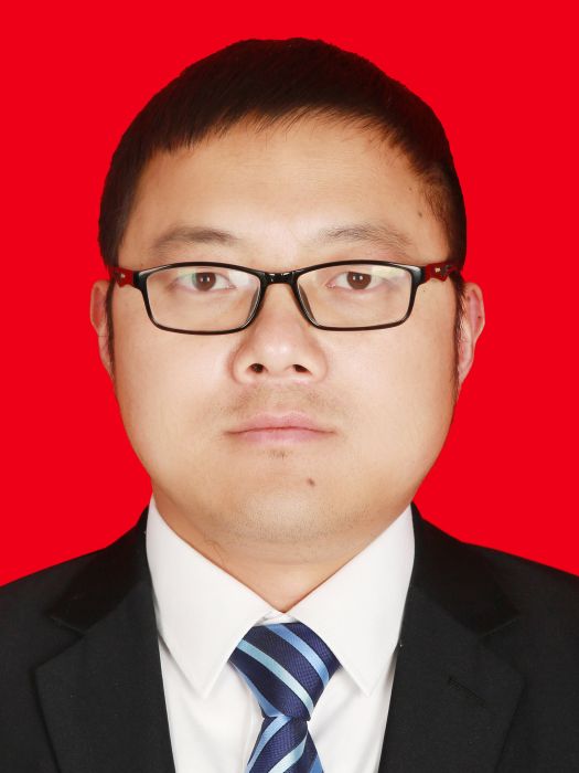 李椿晨 李椿晨