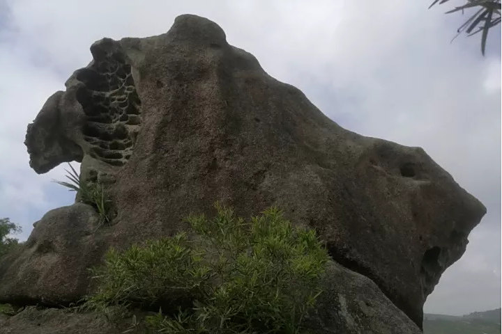 牛頭岩(平潭的奇岩怪石景觀)