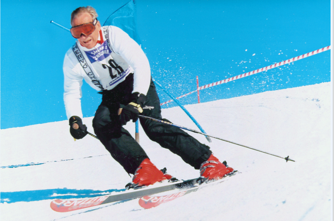 赫伯特·亨茨勒酷愛滑雪運動