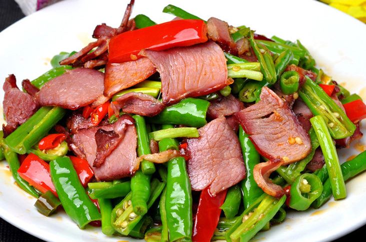 尖椒炒臘肉 尖椒炒臘肉
