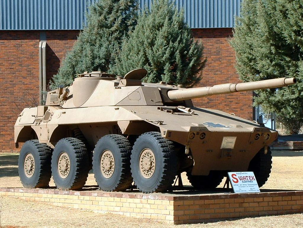 南非“大山貓”裝甲偵察車