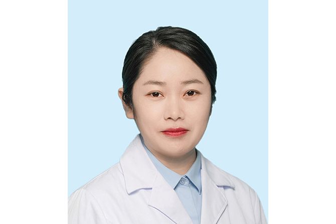 趙欣欣(松原愛爾華明眼科醫院醫師) 趙欣欣(松原愛爾華明眼科醫院醫師)