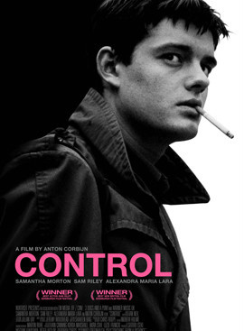 哈里·崔德威(Harry Treadaway)