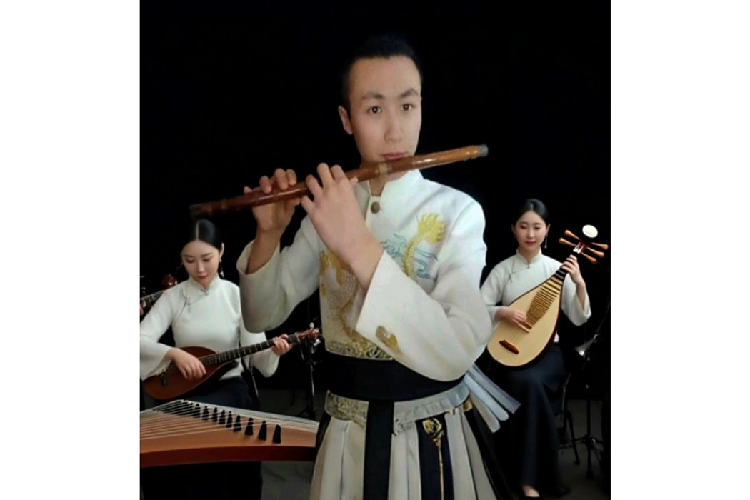 馮帥龍