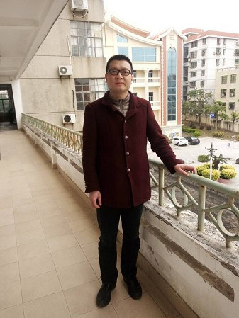張永祺(總量經濟學、個體經濟學、經濟法、跨專業綜合實訓的教室) 張永祺(總量經濟學、個體經濟學、經濟法、跨專業綜合實訓的教室)