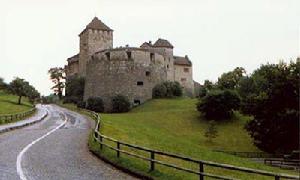 瓦杜茲城堡