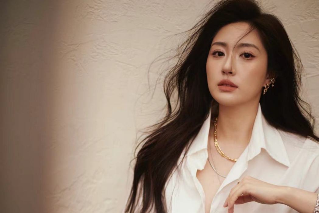 張瀚方(中國內地女演員) 張瀚方(中國內地女演員)
