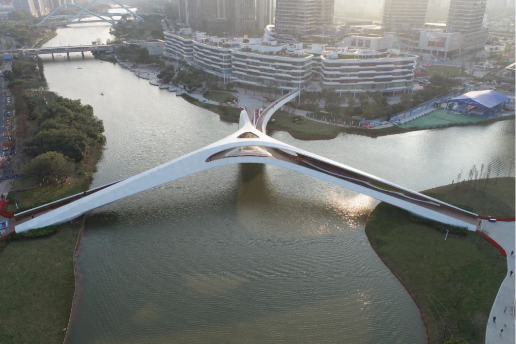 聚星橋(中國廣東省廣州市境內人行景觀橋) 聚星橋(中國廣東省廣州市境內人行景觀橋)