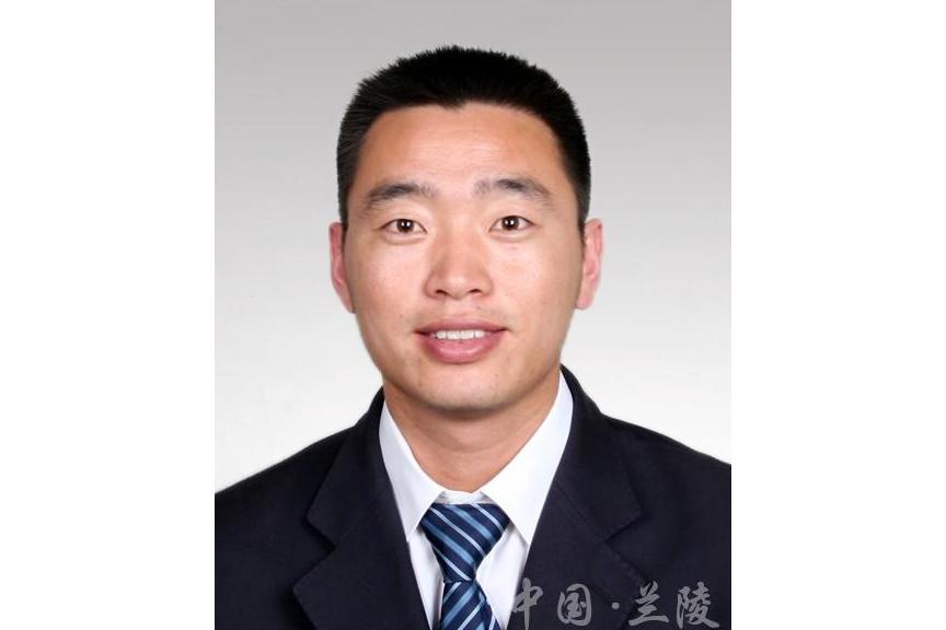 楊永強(山東省臨沂市生態環境局蘭陵縣分局黨組成員(正科級)、副局長) 楊永強(山東省臨沂市生態環境局蘭陵縣分局黨組成員(正科級)、副局長)