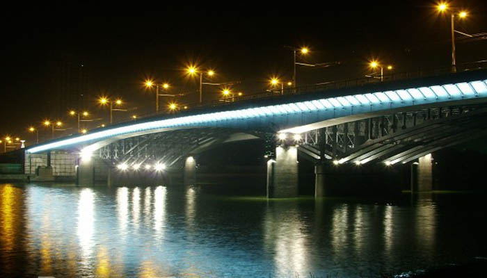 江漢橋