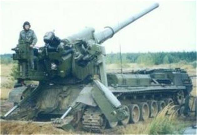 前蘇聯120毫米M1981式自行加農/榴彈炮