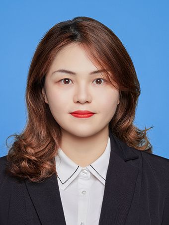 李慧(湖南省長沙市天心區統計局黨組成員、普查中心主任) 李慧(湖南省長沙市天心區統計局黨組成員、普查中心主任)