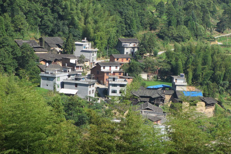 含頭村 含頭村