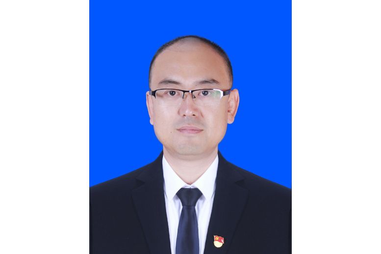 夏琨(吉林省臨江市原副市長、市公安局局長,烈士) 夏琨(吉林省臨江市原副市長、市公安局局長,烈士)