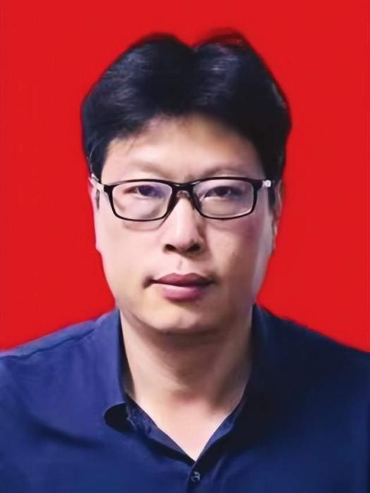 李晉文(原晉城市生態環境局澤州分局副局長) 李晉文(原晉城市生態環境局澤州分局副局長)