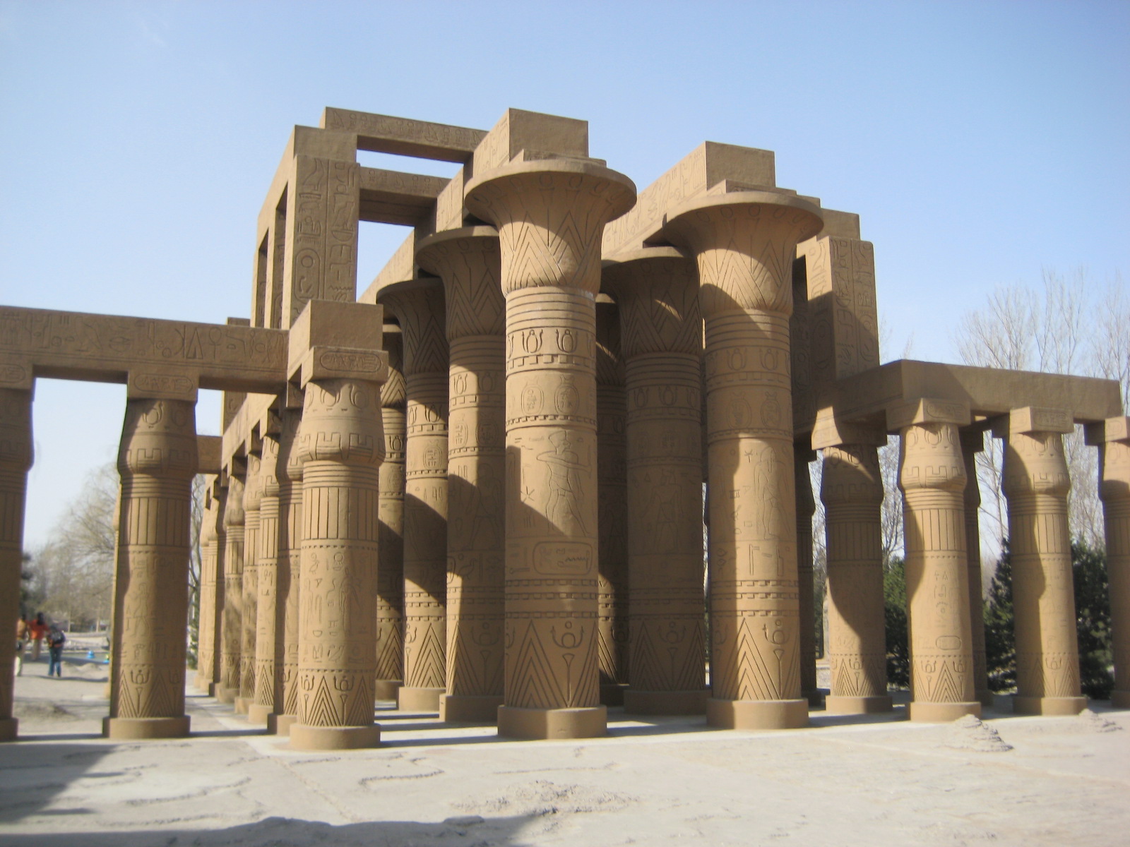 卡納克神廟石柱