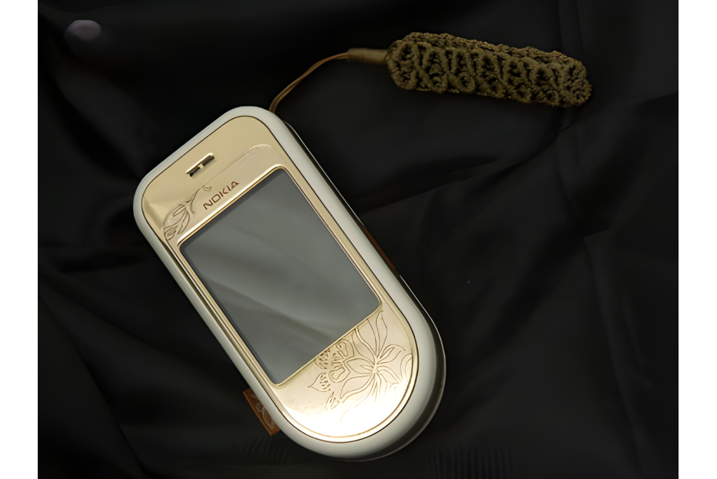NOKIA7370 NOKIA7370