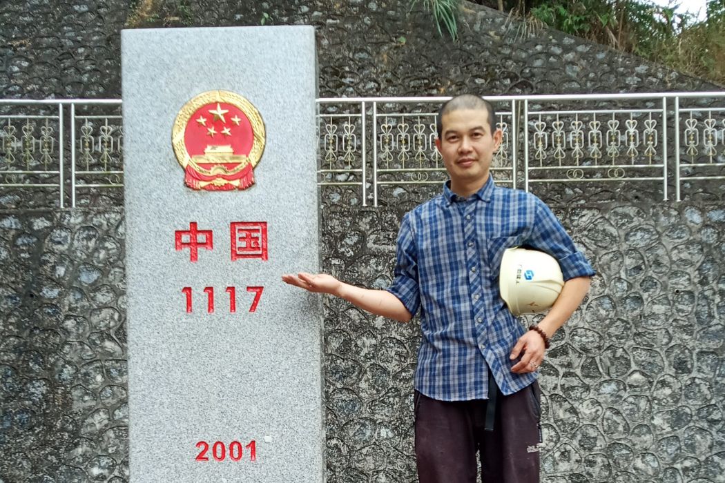 李開貴(高級室內建築師) 李開貴(高級室內建築師)