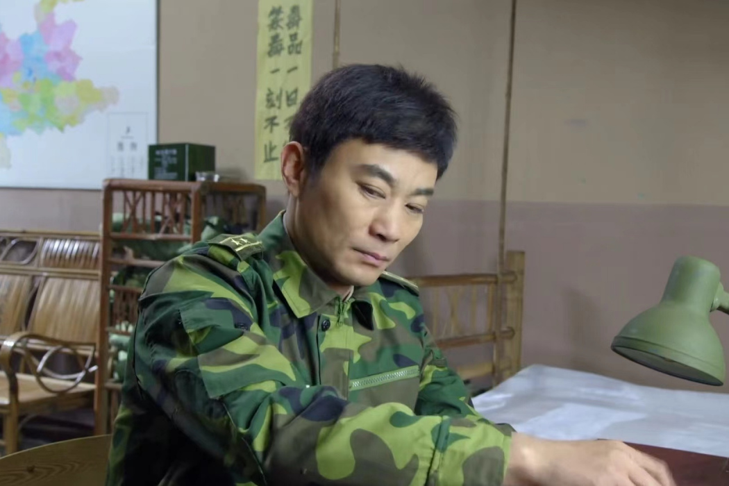 薛明(軍旅劇《軍人使命》中的角色) 薛明(軍旅劇《軍人使命》中的角色)
