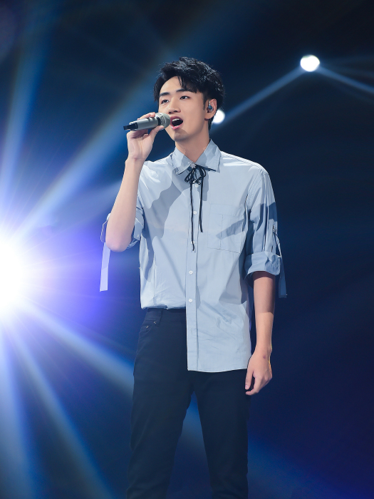 黃名宇 黃名宇