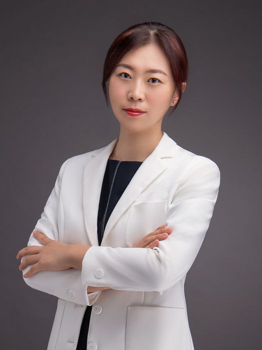 李爽(大連貝齒口腔診所的醫護人員) 李爽(大連貝齒口腔診所的醫護人員)