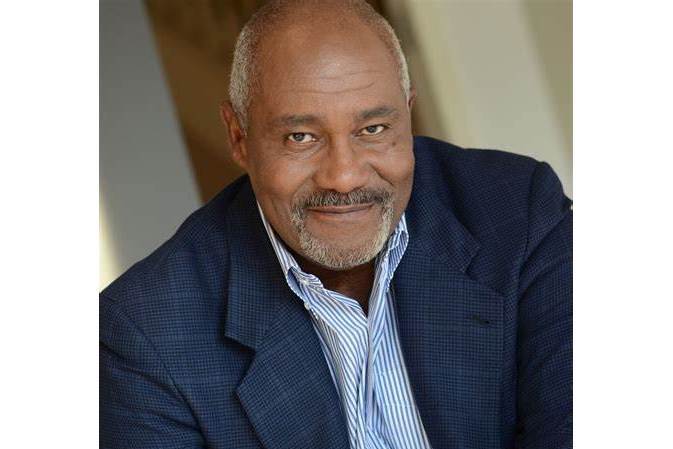 Thom Gossom Jr. Thom Gossom Jr.