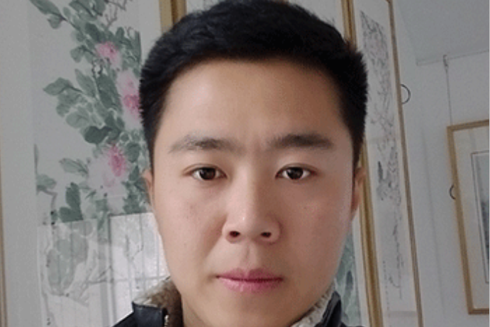 董春超 董春超