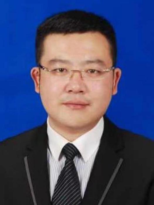 趙亮(河南省鄭州市金水區交通運輸局黨組成員副局長) 趙亮(河南省鄭州市金水區交通運輸局黨組成員副局長)