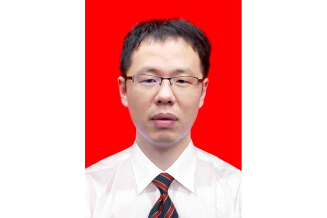 何源(江西省峽江縣硯溪鎮黨委副書記、鎮長) 何源(江西省峽江縣硯溪鎮黨委副書記、鎮長)