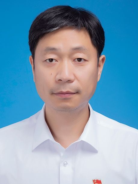 馮江川(浙江省餘姚市自然資源和規劃局黨委委員、副局長) 馮江川(浙江省餘姚市自然資源和規劃局黨委委員、副局長)
