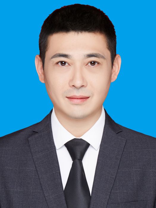 王亞非(重慶市渝中區解放碑街道黨工委委員、武裝部部長、辦事處副主任) 王亞非(重慶市渝中區解放碑街道黨工委委員、武裝部部長、辦事處副主任)