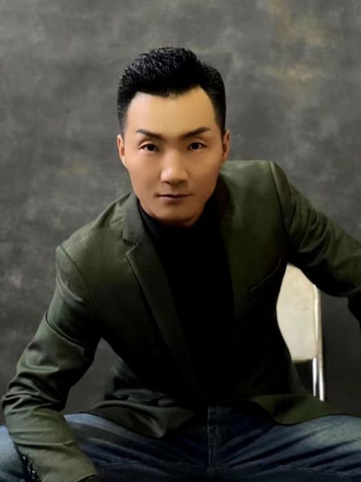 謝天(中國內地男歌手) 謝天(中國內地男歌手)
