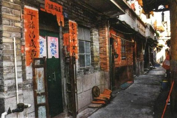 黃田村(廣東省東莞市大朗鎮長塘社區轄自然村) 黃田村(廣東省東莞市大朗鎮長塘社區轄自然村)