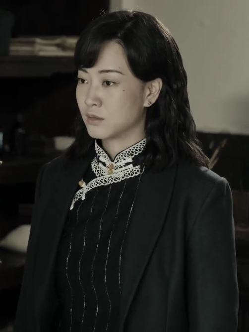 唐瑛(年代諜戰劇《薄冰》中的角色) 唐瑛(年代諜戰劇《薄冰》中的角色)
