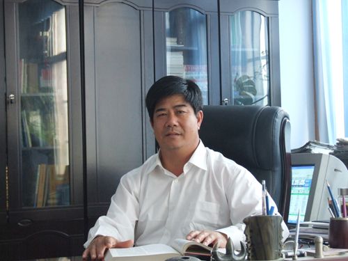 王學宏(河東區書法家協會主席) 王學宏(河東區書法家協會主席)