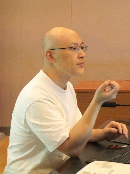 龐鷗(江蘇省文化藝術研究院副院長)
