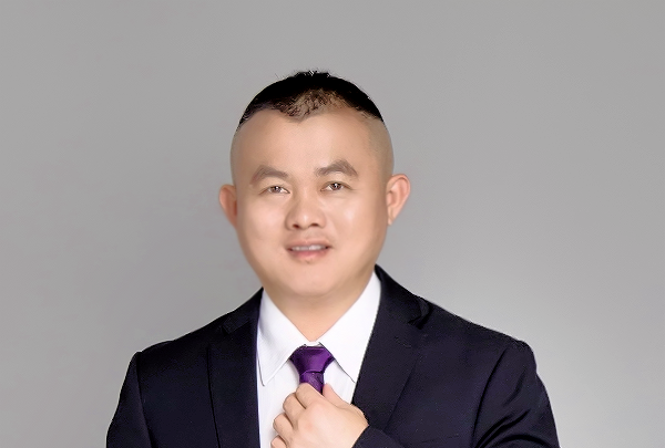 何加銳 何加銳